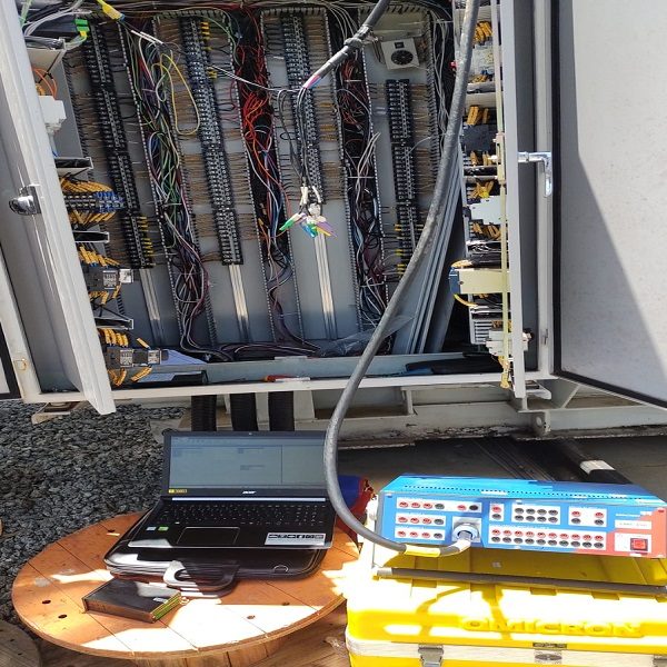 Testes e ensaios ponto a ponto nas fiações de comando e Controle